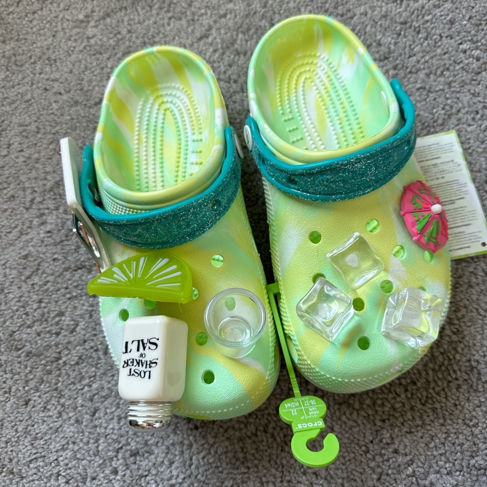 Women crocs margaritaville clogs